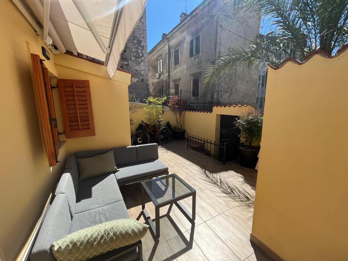 Hiza Apartment Pula Ngoại thất bức ảnh